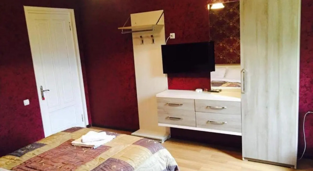 Двухместный номер Standard с балконом Hotel Kavkasioni