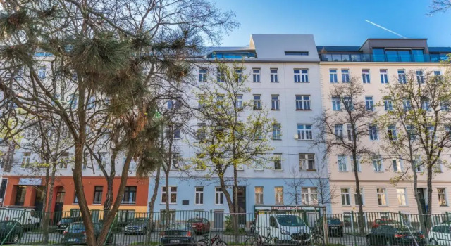 Herzlich Willkommen - Küss die Hand 2, Rezerwuj Hotel Hotele w Wiedeń z parkingiem, Parking