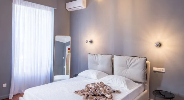 Апартаменты с балконом Soho Apartments