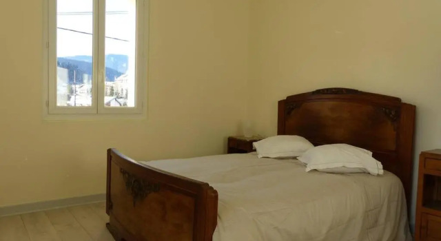 Maison confortable à Villard-de-Lans - 8 couchages, WiFi, parking gratuit, proche des pistes et du centre. - FR-1-548-5, Забронировать Отель Отели Vercors с парковкой, Парковка