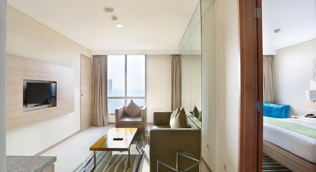 Double suite Holiday Inn Express Semarang Simpang Lima, an IHG Hotel