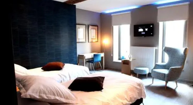 B&B N°5, Забронировать Отель Льеж Pays de Liège, рядом с Королевская опера Валлонии