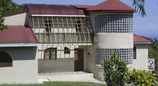 Teresinajamaica, Rezervovat Rekreační dům Hotely v Ocho Rios Coast s parkováním, Parkování