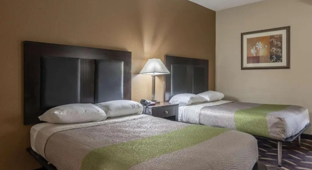 Четырёхместный номер Standard Motel 6-Pine Bluff, AR