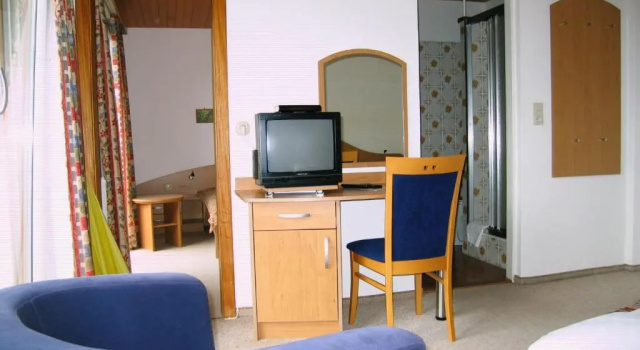 Трёхместный номер Standard с балконом Gstehaus Sonnenwinkel und Villa Rsler
