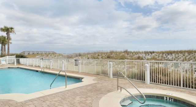 Caribbean Resort Condominiums by Wyndham Vacation Rentals, Забронировать Курортный отель Наварр Панхэндл Флорида, рядом с Navarre Beach Fishing Pier