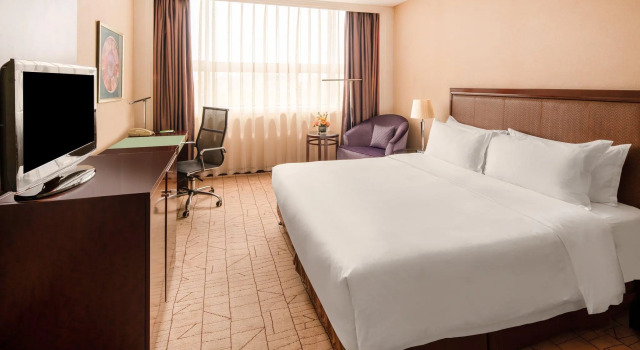 Номер Standard Holiday Inn Zhengzhou by IHG