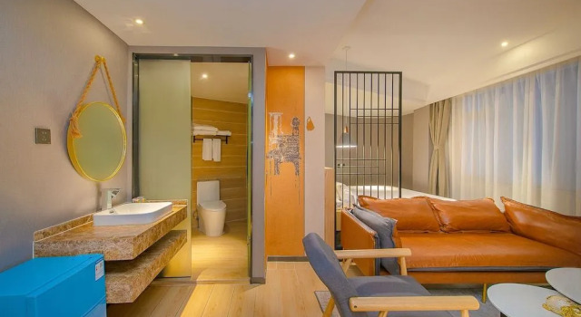 Shenzhen East Railway And Buji Subway Station Ranch Hotel, Boek Hotel SPA-hotels in Guangdong, SPA