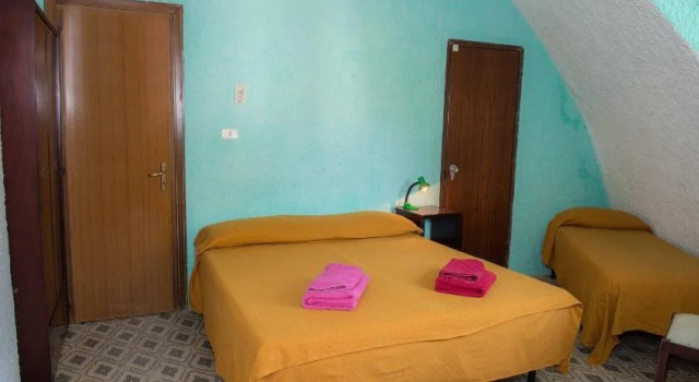 Villaggio Irene, Boek Hotel Hotels in Camigliano met parkeren, Parkeren