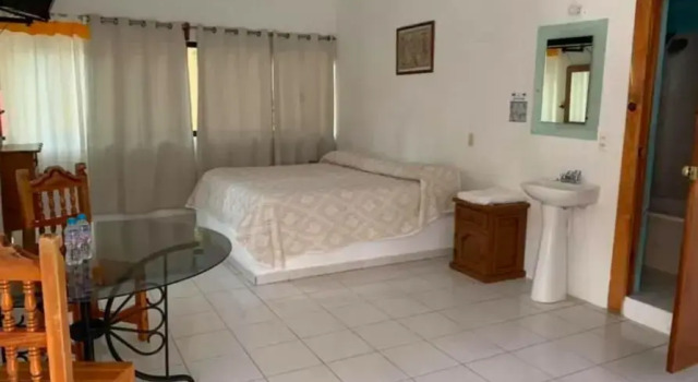 Четырёхместный номер Standard с красивым видом из окна Hotel Puerto Villamar