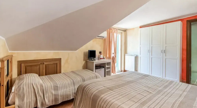 Вилла Villa in Monterotondo with Pool & Tiber Views