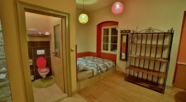 Muzikafe Bed & Breakfast, Book Hotel Hoteller i Ptuj med parkering, Parkering
