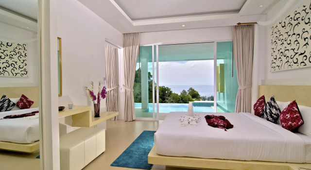 Grand Bleu Ocean View Pool Suite
