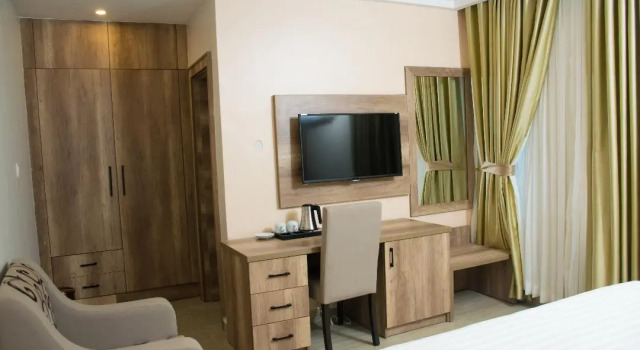 Lit Suites, Book Hotel Hotels in Bwari with a Pool, Swimming Pool