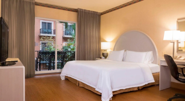 Четырёхместный номер Standard Holiday Inn Express - Monterrey - Tecnologico by IHG