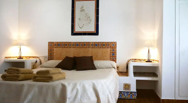 Семейные апартаменты с 2 комнатами с видом на горы Granada Apartments Ibiza