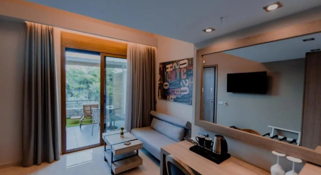 STORK Design Suites, Book Boutique Hotels in Epidaurus with Parking, Parking