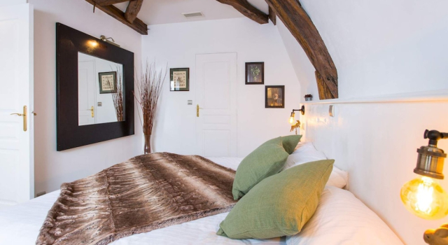 Трёхместный номер Classic Logis Hôtels Restaurant La Mère Hamard