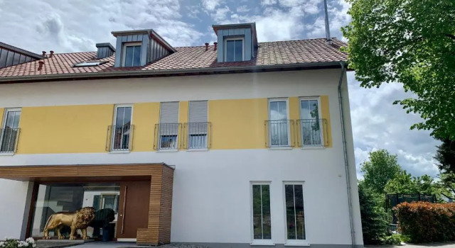Hotel und Wirtshaus Lowen, Book Hotel Hoteller i Lake Constance med parkering, Parkering