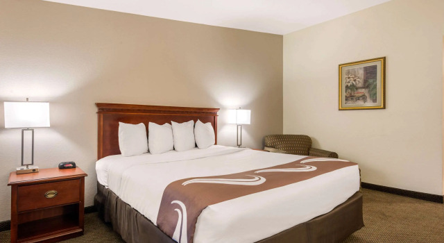 Двухместный номер Standard Quality Inn & Suites Tarpon Springs South