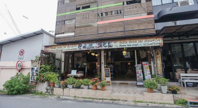 ZEN Rooms Changmoi Soi 2