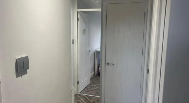 Апартаменты The Broadway Retreat With Parking