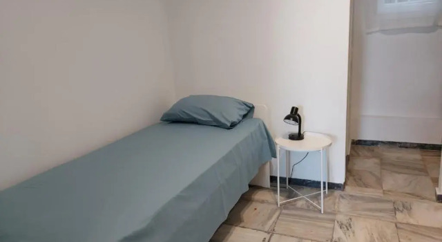Helen's cozy studio 2, Забронировать Отель Отели Луца с завтраком, Завтраки