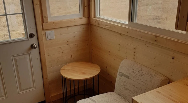 Secluded Tiny Home Fairmont, Buchen Sie Ferienhaus Fairmont Hot Springs British Columbia