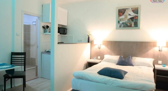 Студия с красивым видом из окна Szín-Ház Apartman