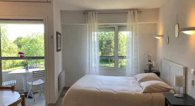 Appartement hotel, Rezervovat Hotel Wellness hotely v Castéra-Verduzan, SPA