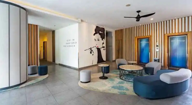 Aston Anyer Beach Hotel, Réserver Hôtel Hôtels à Cinangka avec piscine, Piscine