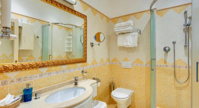 Трёхместный номер Standard с видом на море Hotel Internazionale