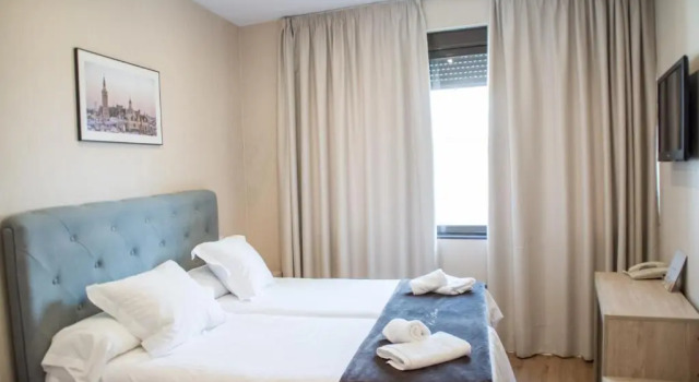 Двухместный номер Economy Hotel Plaza