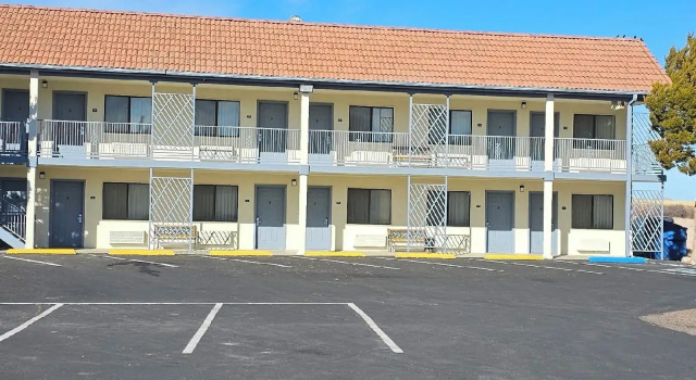 Travel Inn & Suite