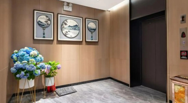 Tuke China Hotel, Rezerwuj Hotel Hotele w Czengczou z parkingiem, Parking