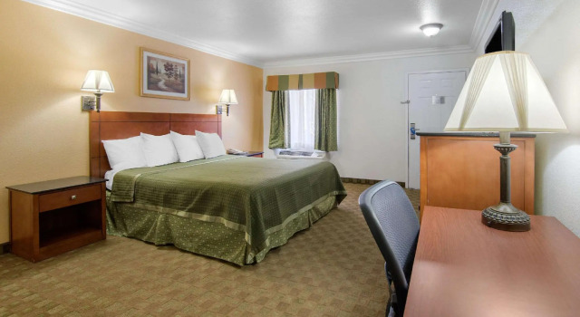 Двухместный номер Standard Rodeway Inn Adelanto US 395