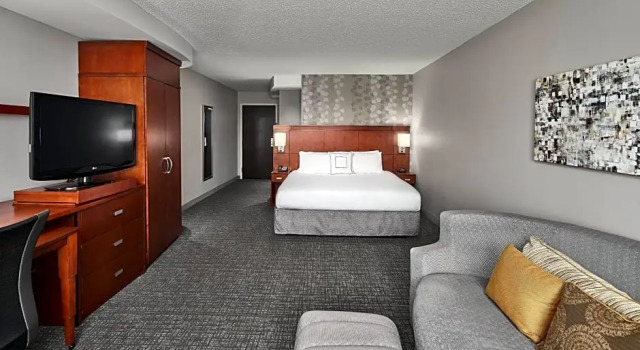 Двухместный номер Standard с видом на реку Courtyard Shreveport-Bossier City/Louisiana Boardwalk