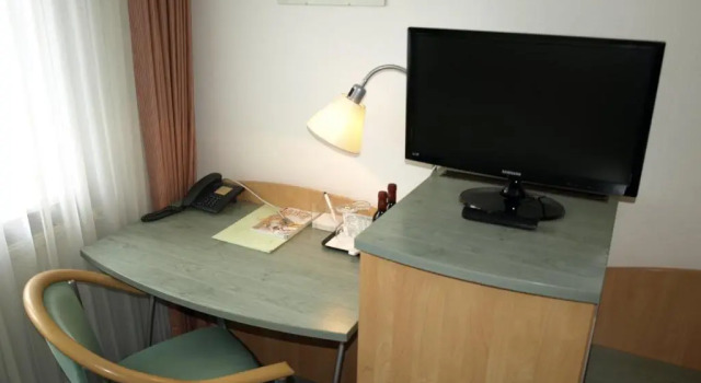 Номер Standard Central-Classic Hotel