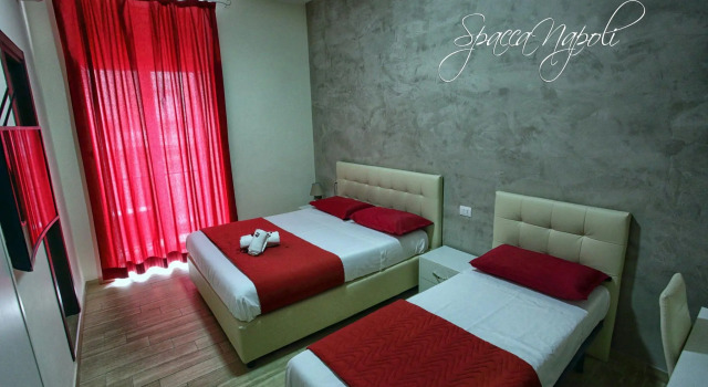 Номер Deluxe Napoli City Rooms