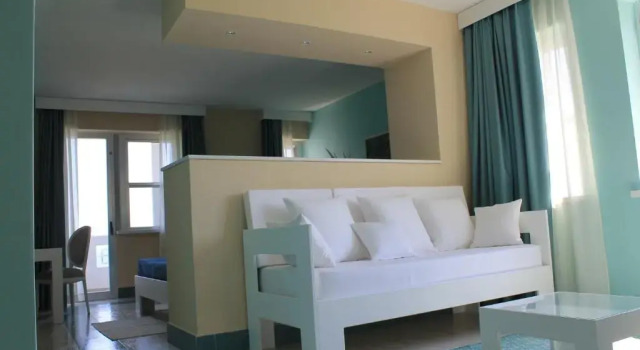 Люкс с видом на море Abamar Hotel