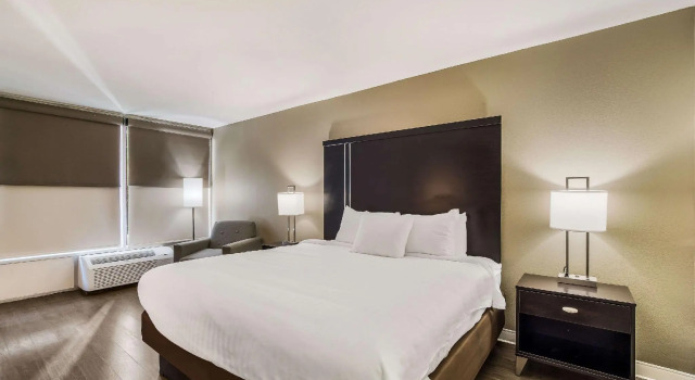 Двухместный номер Standard Clarion Inn & Suites Florence - Darlington
