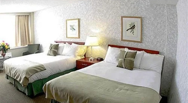 Compass Point Inn