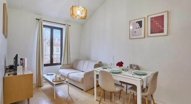 Апартаменты Charming Apartment Boulogne Facing