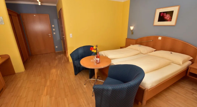 Двухместный номер Comfort с видом на сад Golf & Therme Sonnenpension Hotel Garni