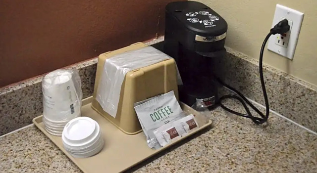 Номер Economy Hill Country Inn & Suites