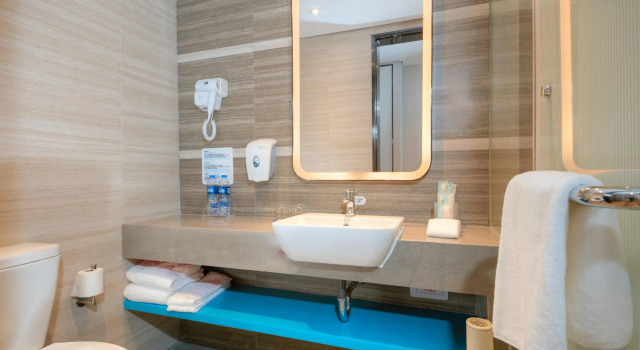 Двухместный номер Standard Holiday Inn Express Hangzhou East Station by IHG