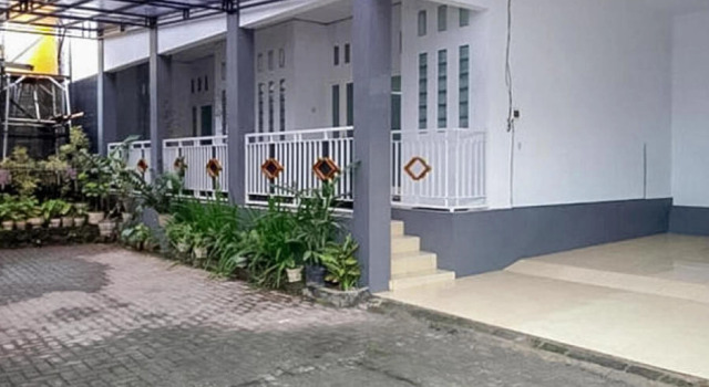Anind Guest House near Museum Angkut Batu RedPartner
