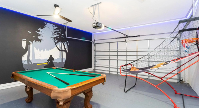Cozy 3 Bd Close to Disney @ Enclaves at Festival 808, Забронировать Отель Отели Давенпорт с парковкой, Парковка