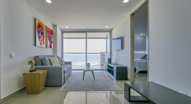 Artsy Oceanview Condo W Incredible Rooftop Pool