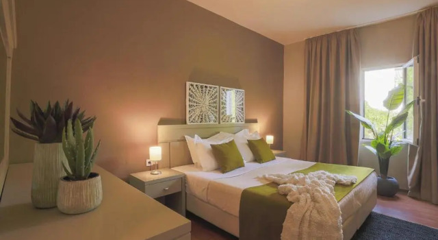 Люкс с видом на сад Nimfi Hotel